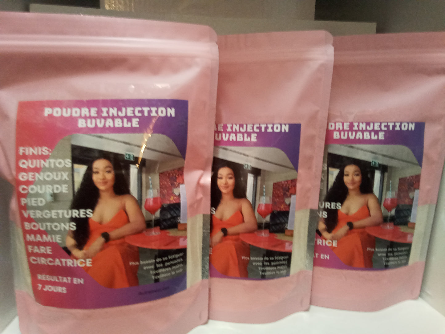 POUDRE GLUTATHION TRIPLE ACTION BLANCHISSANTE SPECIAL BUVABLE ÉCLAIRCISSANTE 200g